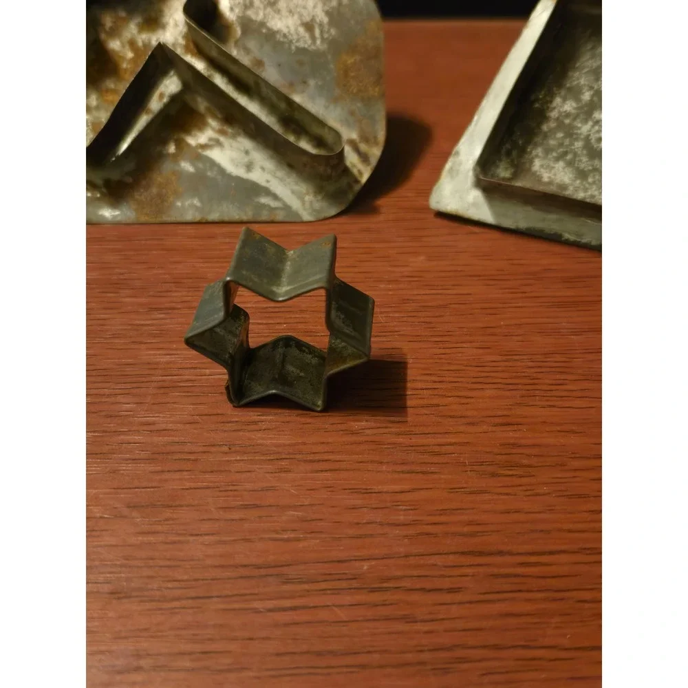 Vintage Primitive Metal Cookie Cutters Set Hatchet Square Star Rustic Farmhouse